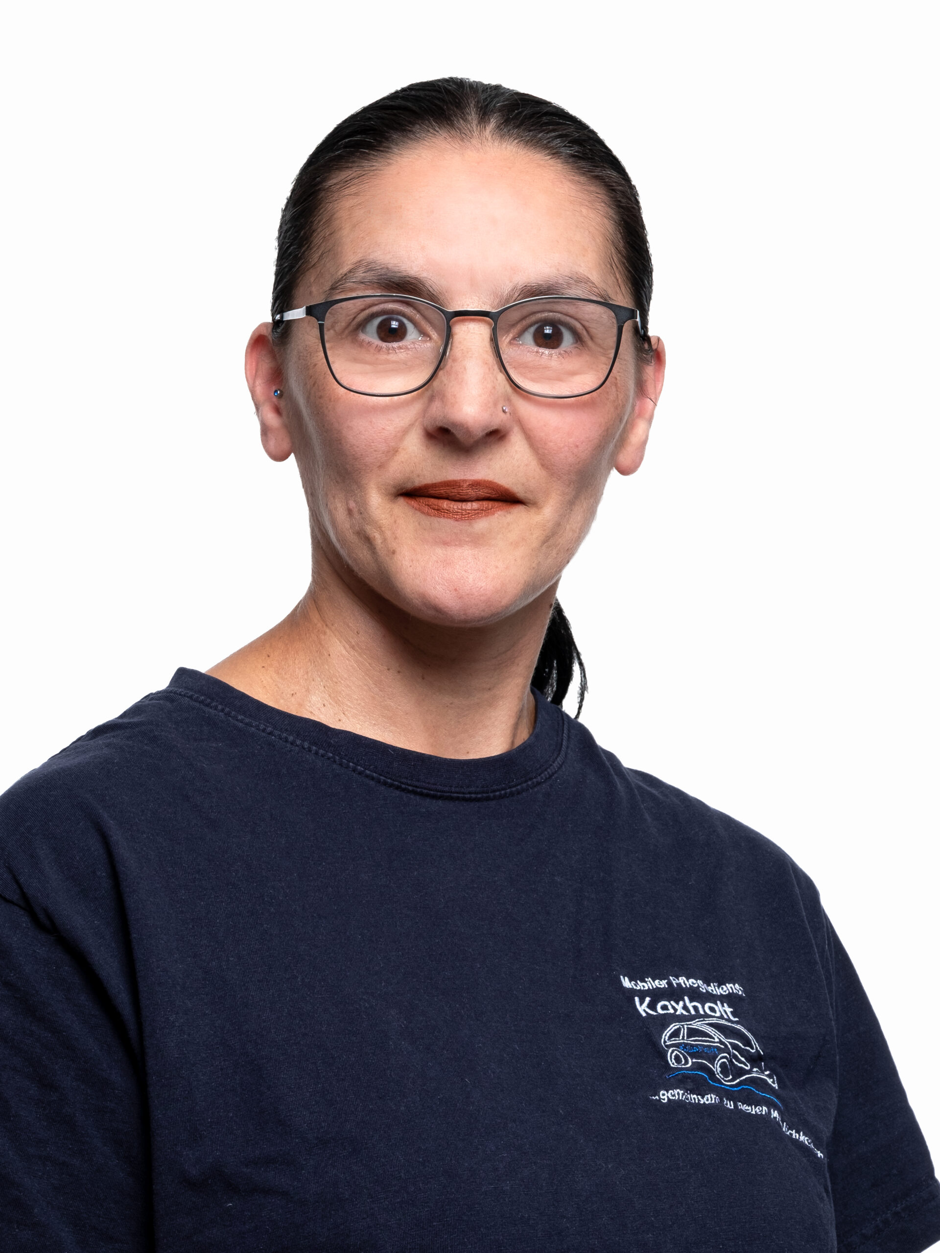 Nezahat Yediler